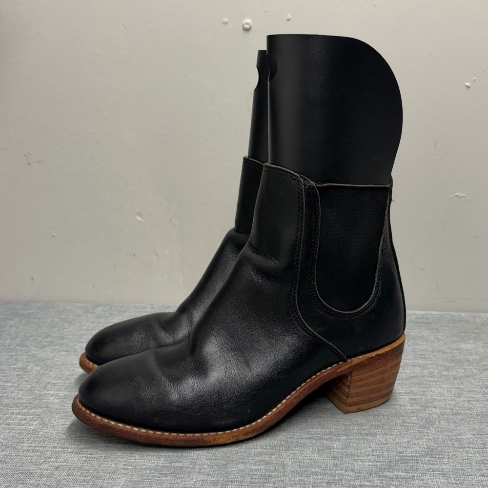 Red Wing Harriet Boots Womens 9 B Black Leather 3391 Chelsea Stacked Heel USA